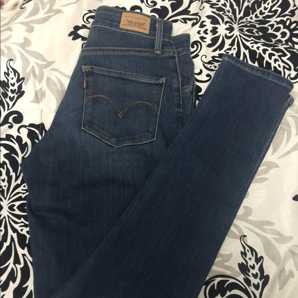 Levi's Denim - HI RISE LEVIS BLUE SKINNY STRETCHY PANTS SIZE 4/27
